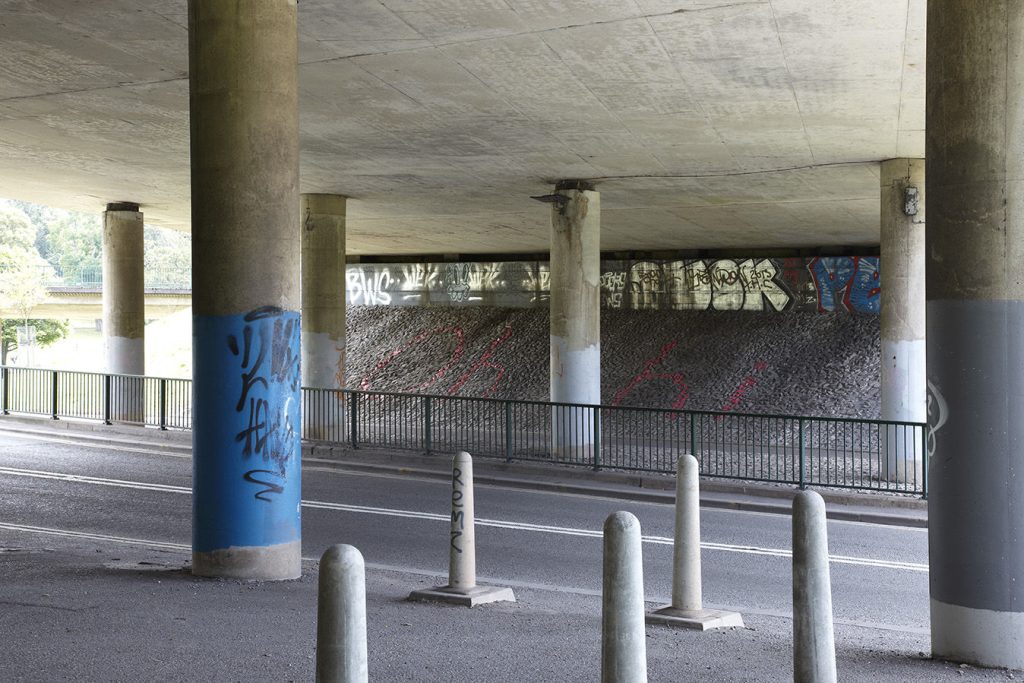 Mr And Mrs Hands - Art And The Public Realm Bristol